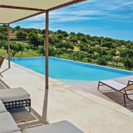 Holiday home 4 Bedroom Stunning In *